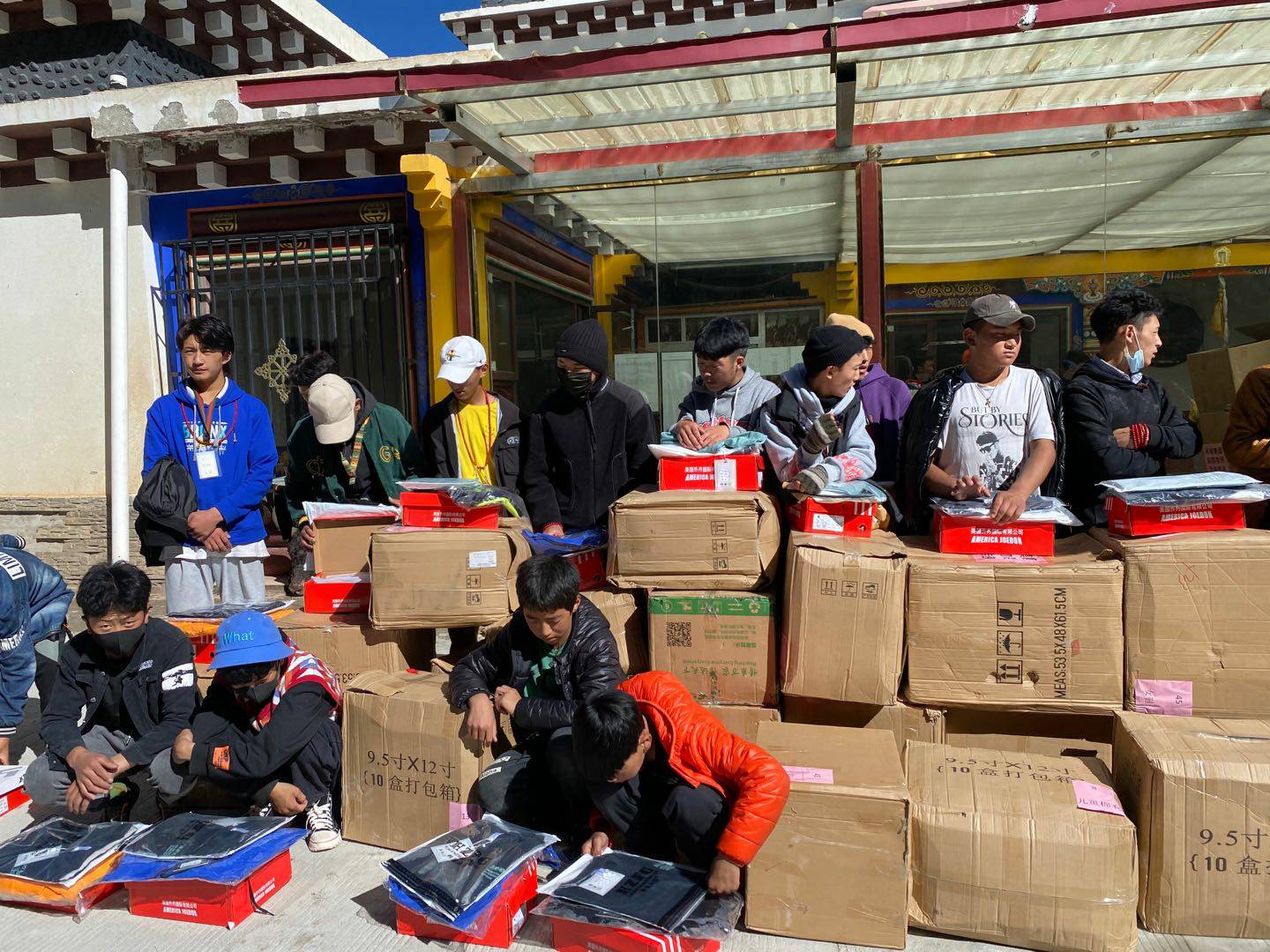 MK官方端网站登录入口-MK(中国)公益回顾丨家国同欢月同圆 温暖满载甘孜州(图7) MK官方端网站登录入口-MK(中国)公益回顾丨家国同欢月同圆 温暖满载甘孜州(图7)