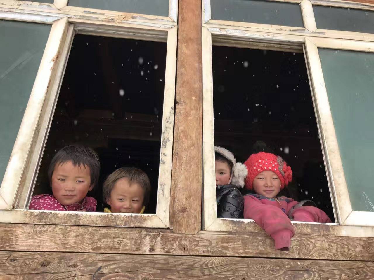 MK官方端网站登录入口-MK(中国)公益回顾丨家国同欢月同圆 温暖满载甘孜州(图9) MK官方端网站登录入口-MK(中国)公益回顾丨家国同欢月同圆 温暖满载甘孜州(图9)